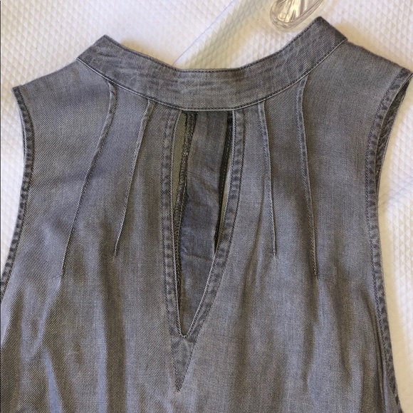 Dress - Picture 4 of 4